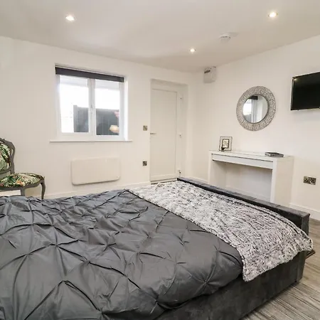 4 * Ganton