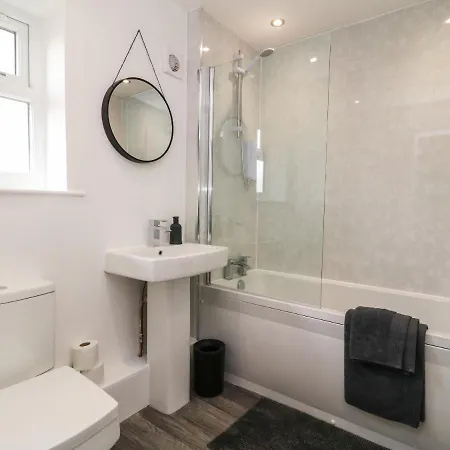 4 بيت للعطل Ganton